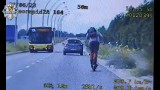 Pirat drogowy na hulajnodze. Przekroczył prędkość o 34 km/h! Pędził odebrać dziecko z przedszkola