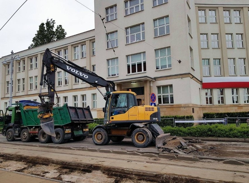 Na Wałach gen. Sikorskiego i ul. Chopina trwają prace...