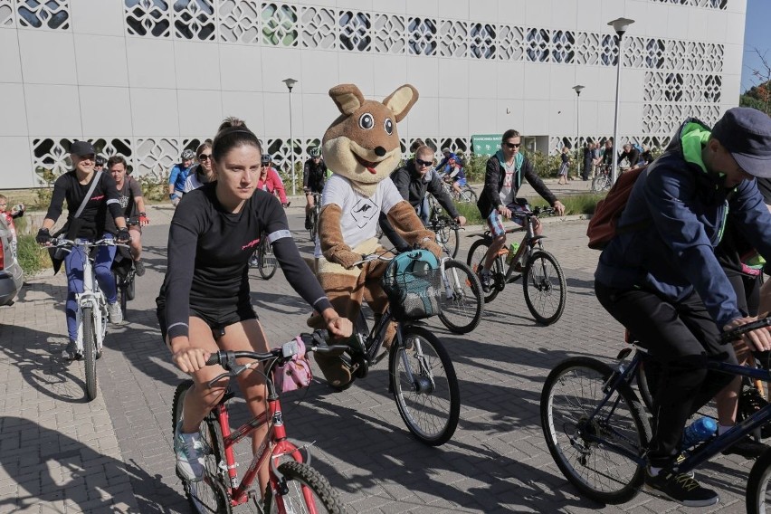 Białystok. 200 cyklistów na trasie specjalnego rajdu (zdjęcia)