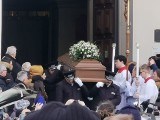Pogrzeb Romualda Lipki. Uroczystości żałobne w lubelskiej archikatedrze i na cmentarzu przy ul. Lipowej. Oglądaj transmisję i zdjęcia