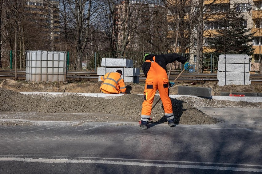 Prace na ulicy Teligi mają się zakończyć do 31 maja 2022r.
