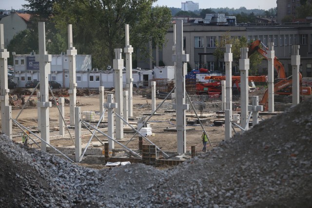 Drugi sklep Leroy Merlin w Katowicach już powstaje na terenie dawnej Huty Baildon