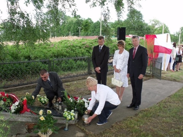 Mieszkańcy Pasiek i Józefowa od początku dbali o mogiłę