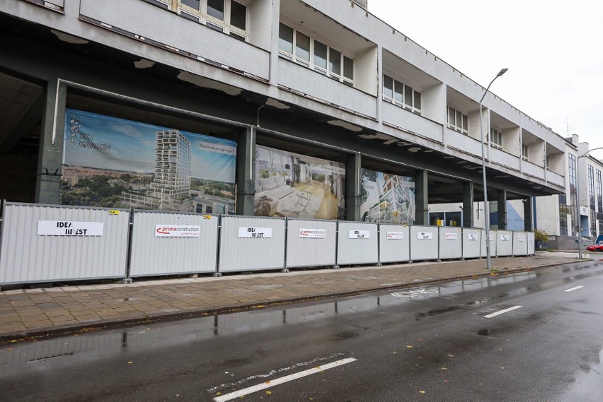 Wieżowiec tv w Szczecinie teraz i projekt apartamentowca Sky...