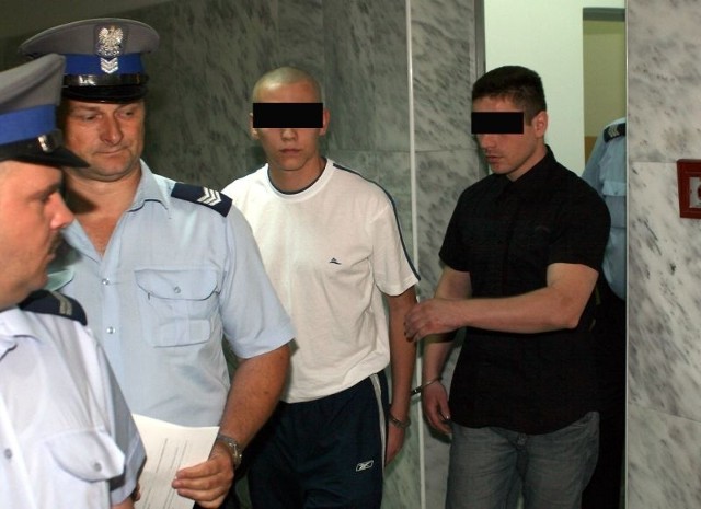 22-letni Krzysztof T. i 28-letni Oktawiusz A. byli już uznani winnymi i skazani przez Sąd Okręgowy w Tarnobrzegu na kary po osiem lat więzienia.