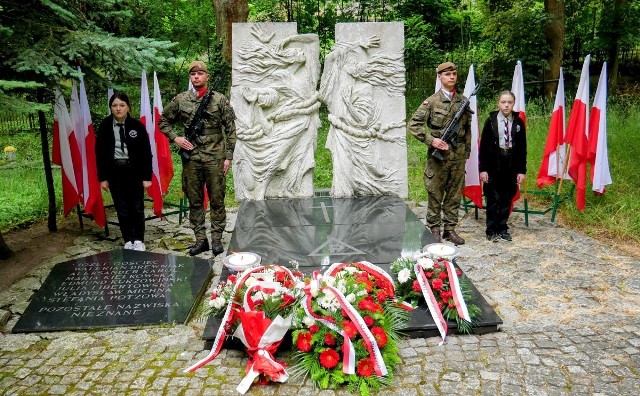 14 czerwca przy pomniku Więźniarek z Ravensbrück na gorzowskim Cmentarzu Świętokrzyskim złożono kwiaty.