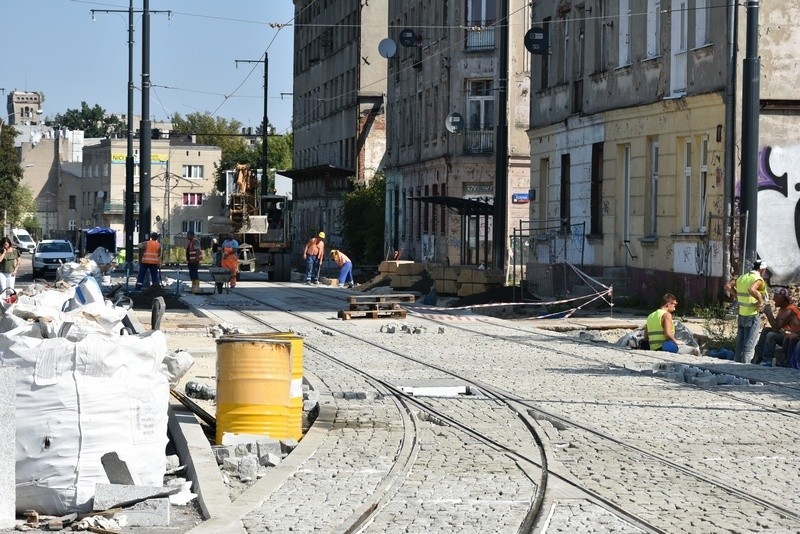 Przebudowa ul. Dąbrowskiego. Od 11 sierpnia będzie można przeciąć je ul. Kilińskiego, skrzyżowanie będzie otwarte dla ruchu północ-południe