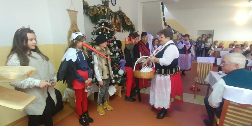 W sobotę, 14 grudnia w Brzozowej w gminie Tarłów miała...