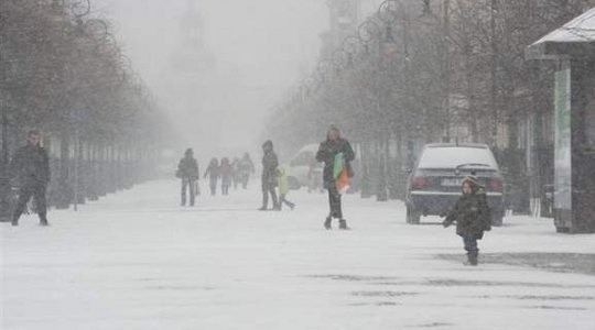 Poranek jeszcze bez opadów. Na termometrach od -2C do -3C....