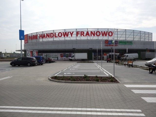 Ostatnie przygotowania do otwarcia Parku Handlowego Franowo.