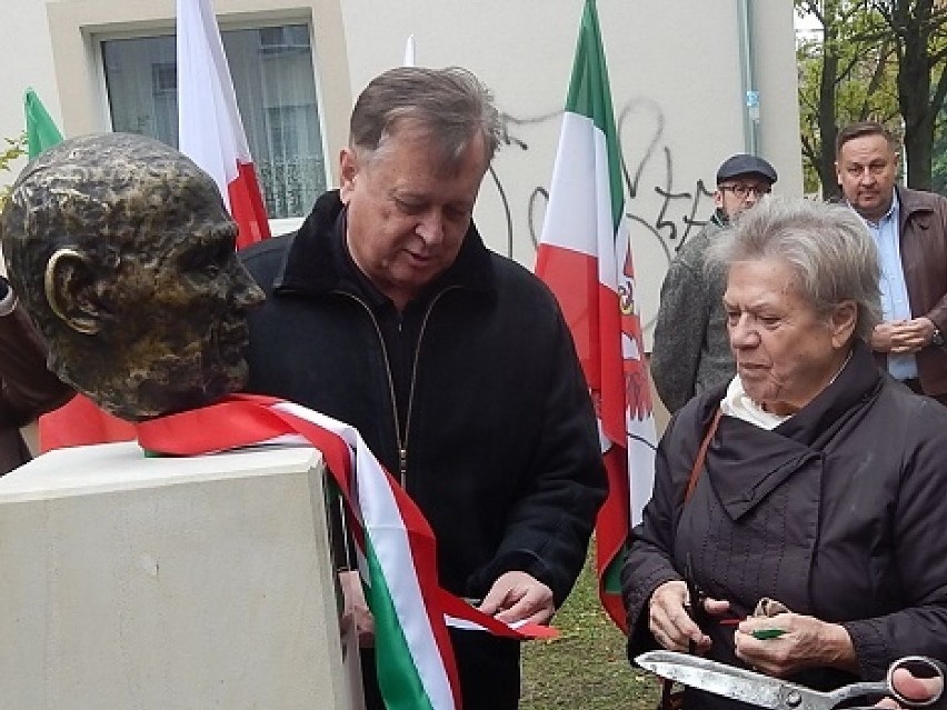 Po kradzieży mecenas prosi o pomoc... złodziei