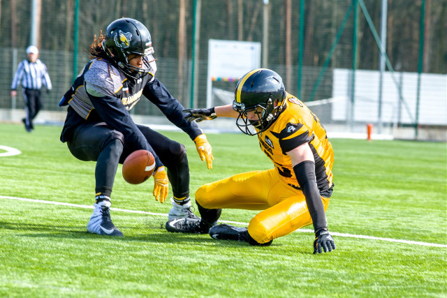 Lowlanders (na żółto-czarno) przegrali drugi mecz w tym sezonie