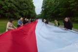 Ekshumacja Arkadiusza Rybickiego na gdańskim Srebrzysku. Protest rodziny i przyjaciół Arama przed bramą cmentarza [zdjęcia]