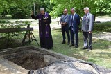 W Kędzierzynie-Koźlu pochowano ośmiu radzieckich żołnierzy. W pogrzebie wziął udział konsul generalny Federacji Rosyjskiej