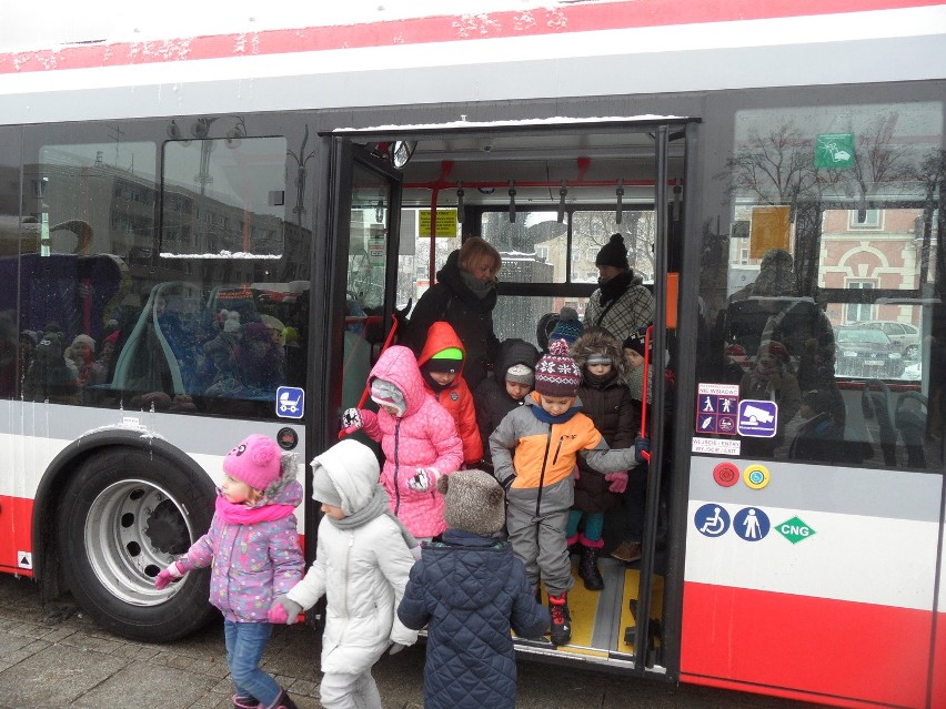 Wielki pokaz autobusów hybrydowych w Częstochowie ZDJĘCIA