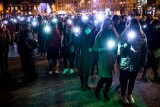 Protest na placu Wolności w Poznaniu po śmierci kobiety w ciąży. "Macie krew na rękach" [ZDJĘCIA]