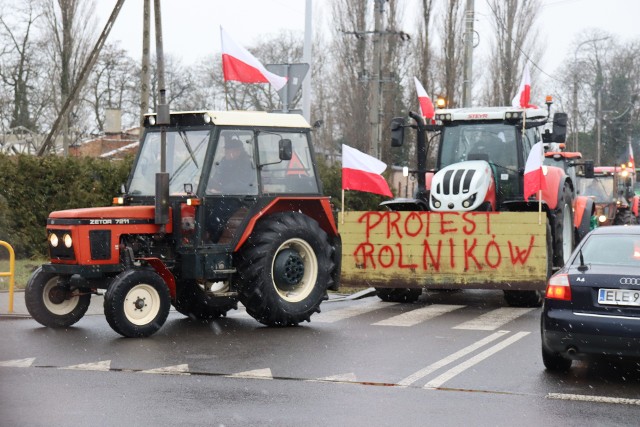 Na wtorek, 20 lutego, zaplanowana jest akcja protestacyjna rolników w całym kraju. Blokowane traktorami będą również drogi w województwie łódzkim.