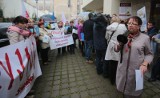 Kilkadziesiąt pielęgniarek z całej Polski protestowało w Szczecinie [wideo, zdjęcia]