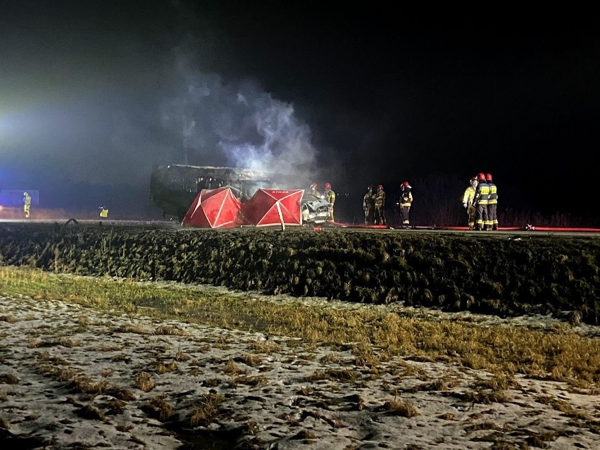 Opole. Wypadek na obwodnicy. Jedna osoba nie żyje.