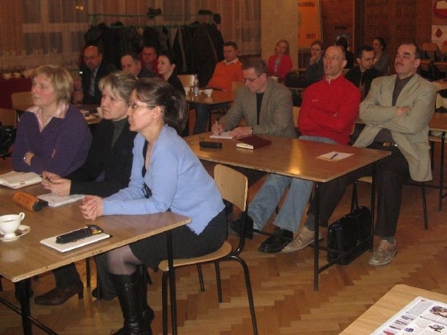W kursie brali udział nauczyciele z całego powiatu niżańskiego.