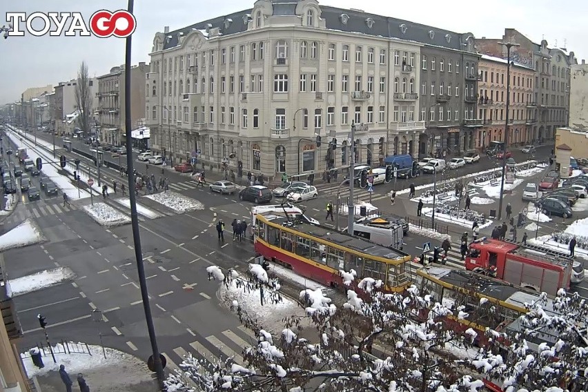 Wypadek miał miejsce w środę, 6 lutego, na skrzyżowaniu al....