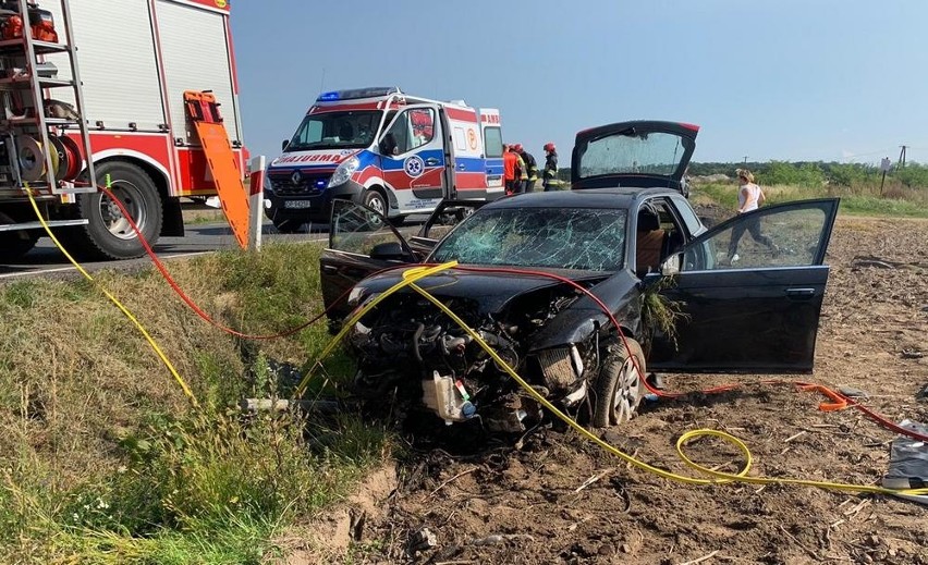 Wypadek pod Grodkowem. Kierowca tego audi miał prawie 3...