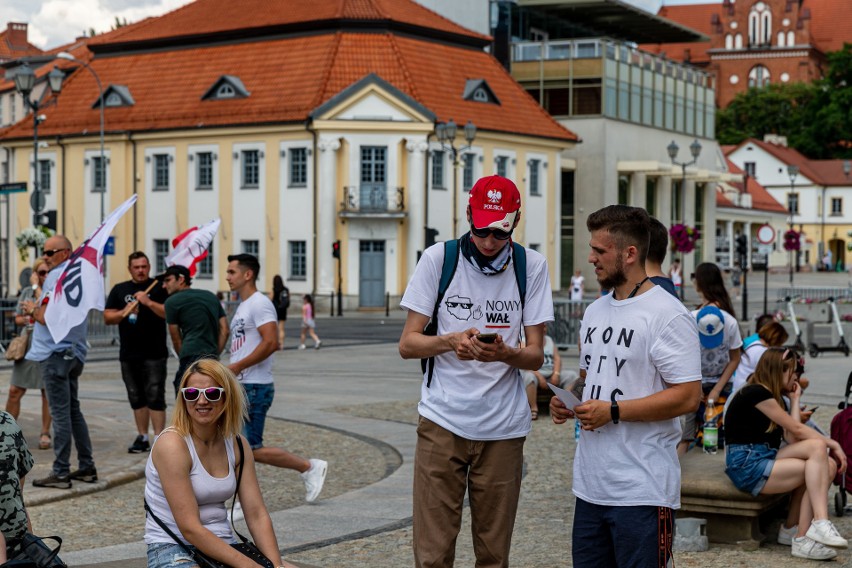 Marsz "Lockdown Nigdy Więcej" przeszedł przez Białystok