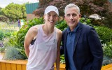 Iga Świątek i Steve Carell: Niezwykłe Spotkanie na Wimbledonie
