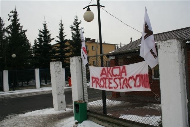 Od miesiąca w mleczarni trwa akcja protestacyjna.