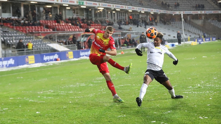 Górnik Łęczna przebudził się po przerwie i po zwycięstwie z Koroną Kielce awansował do 1/4 Fortuna Pucharu Polski (ZDJĘCIA)