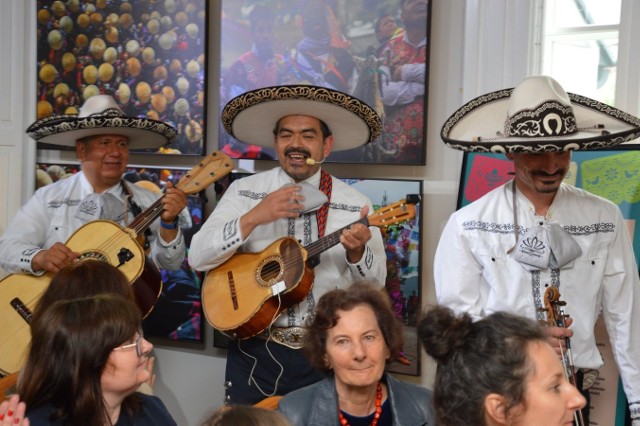 Zespół El Mariachi Los Amigos porwał publikę w Kozienicach. Więcej z Nocy Muzeów na kolejnych zdjęciach.