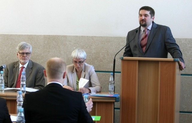Tadeusz Szemiot uważa, że władze Gdyni wykazały się niegospodarnością.
