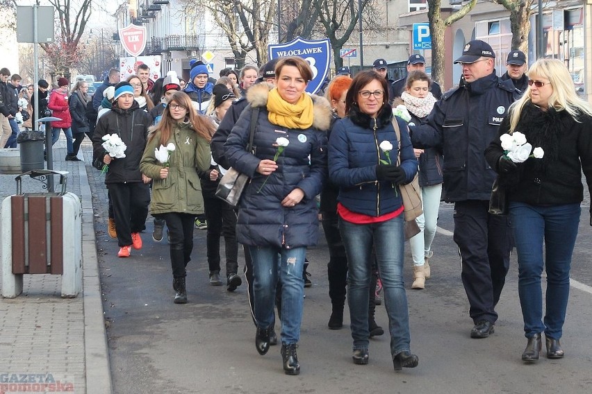 Przez dwa tygodnie odbywały się warsztaty, spotkania z...