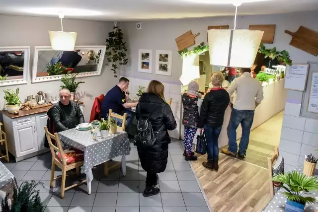 Bistro Kotlet w Poznaniu po Kuchennych Rewolucjach przyciąga tłumy