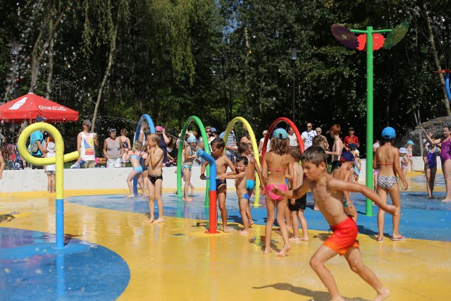 Wodny plac zabaw w Dolinie Trzech Stawów został otwarty latem tego roku. To pierwsza taka atrakcja w Katowicach