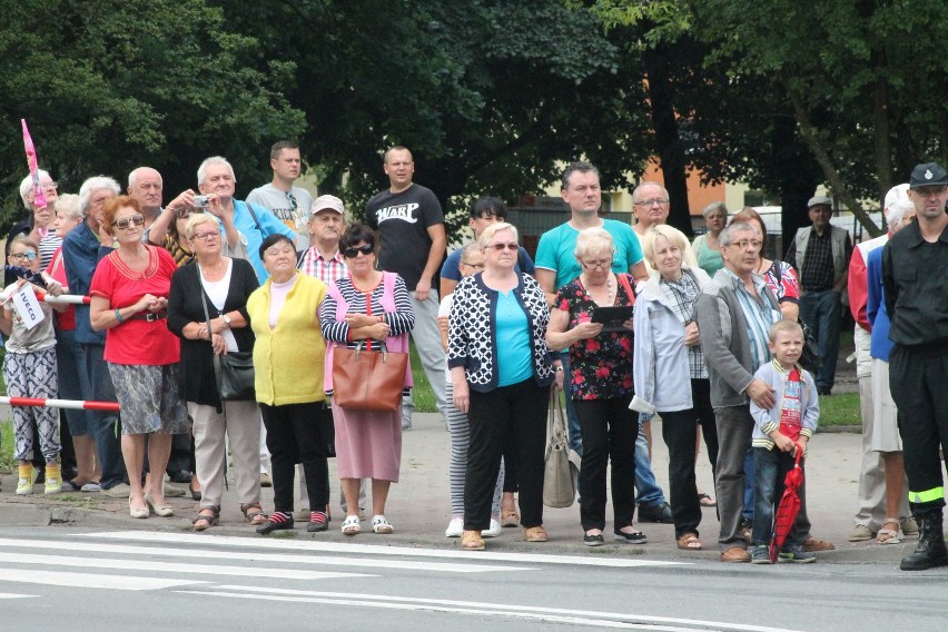 Kolarze wystartowali z Zawiercia [NOWE ZDJĘCIA]