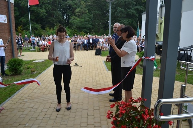 We Wrześciu (gmina Słupsk) uroczyście otwarto świetlicę wiejską oraz wielofunkcyjne boisko sportowe.