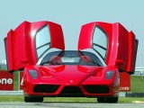 Ferrari Enzo należące do Jana Pawła II trafi na sprzedaż 