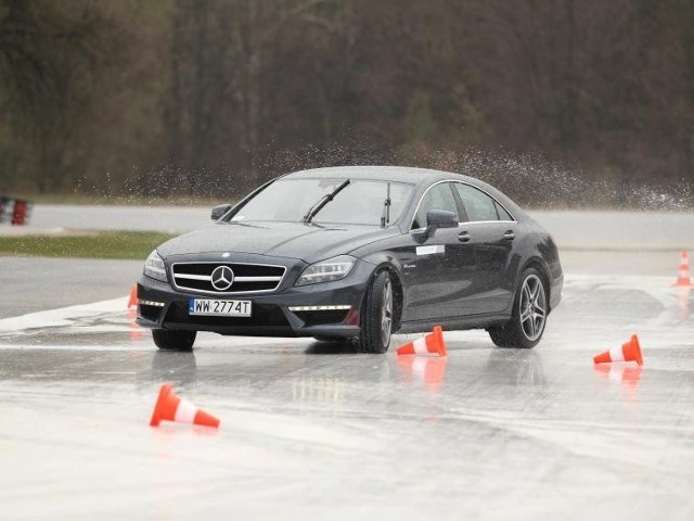 Mercedes-Benz Driving Events na torze Kielce (zdjęcia, film)