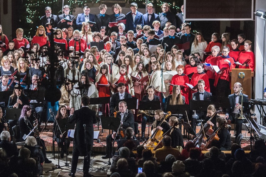 Sobotni koncert charytatywny w Kościele Mariackim w Słupsku...