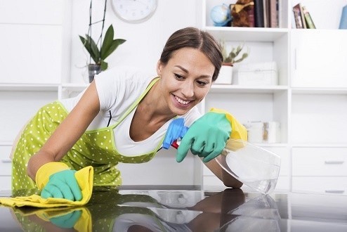 Dlaczego warto zlecić sprzątanie firmie sprzątającej?