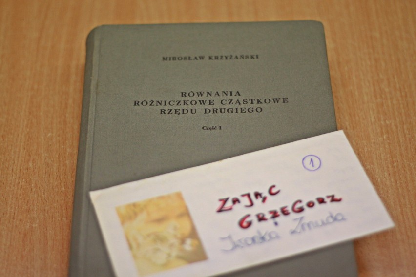 Nauczycielka z Lublina znalazła w książce list miłosny. Trwają poszukiwania nadawcy i adresatki 