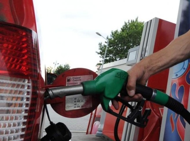 Diesel na stacjach paliw najtańszy od 6 miesięcy