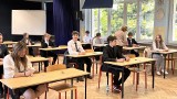 Pierwszy dzień egzaminu ósmoklasisty 2024 w tarnobrzeskiej "3" [ZDJĘCIA]