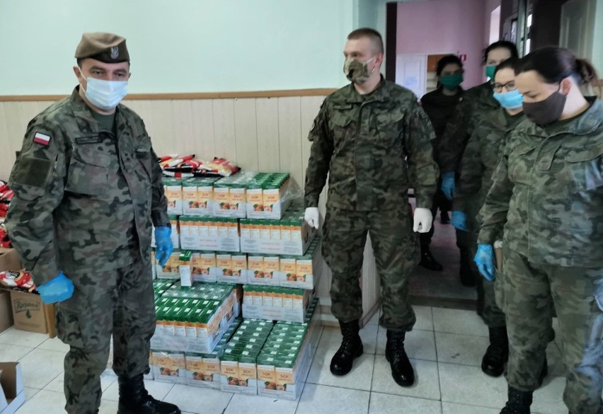 Terytorialsi z Brygady Świętokrzyskiej otrzymali podziękowania za pomoc w akcji w gminie Brody (ZDJĘCIA) 