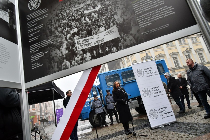 Otwarcie wystawy „Chodźcie z nami. Wrocławskie protesty uliczne 1981–1989”  [ZDJĘCIA]