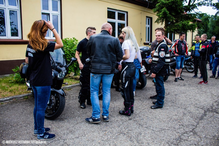 Jasień. Motocyklowy Dzień Dziecka dla podopiecznych z domu dziecka [ZDJĘCIA]