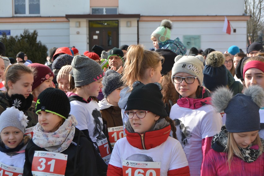 Ostrołęka: Bieg Pamięci Żołnierzy Wyklętych "Tropem Wilczym" 2018. Około 500 uczestników! [ZDJĘCIA+WIDEO]