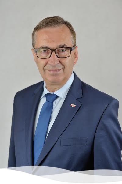 Stanisław Szwed, 64 lat (PiS) – 65 316 głosów...
