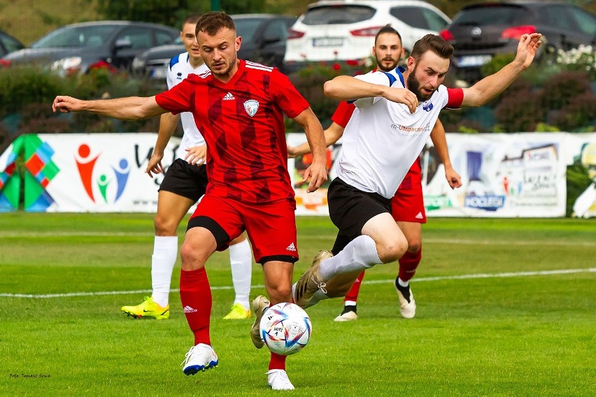 OAB Krosno. Hat-trick w 3. minuty. 0:25 Jabłonki z Cosmosem II. Absolutna demolka!  [WYNIKI, BRAMKI, STRZELCY]